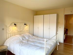 Apartment in Nieuwpoort with sea views