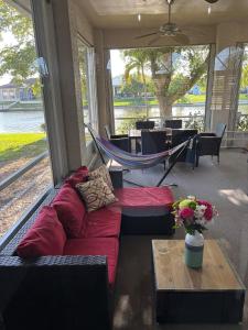 House in Paradise with dock, Waterview and amenities