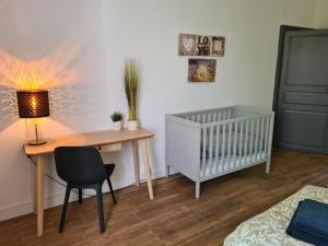 Maisons de vacances Villa spacieuse avec jardin prive, animaux acceptes - FR-1-653-276 : photos des chambres