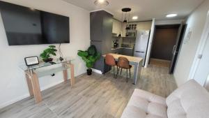 Hermoso departamento de 1D, terraza y vista al mar