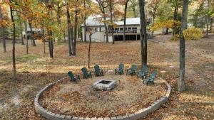 Lakefront - Private Dock - Fishing & Swimming