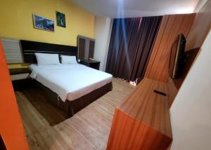 Lynt Hotel Makassar