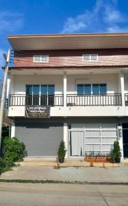 Spacious Two-Storey Townhouse