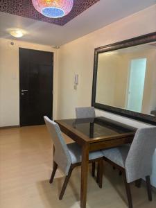 Cozy Avant BGC 1Br Sleeps 4