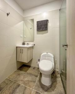 Apto moderno con vista panorámica y parqueadero en Ibagué