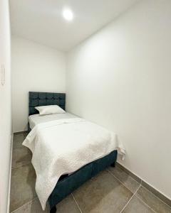 Apto moderno con vista panorámica y parqueadero en Ibagué