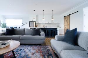 Mannsion on Mann 4Bed 3Bathroom Family Home