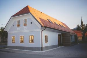Škrabčeva domačija, Apartmánové hotely - Ribnica