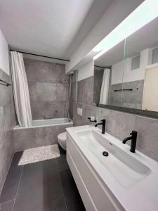 The Blue Nest - Città Vecchia Locarno