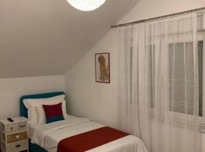 Apartment Bordoa de Macura with Bay View