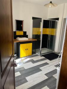 Maisons de vacances Maison avec cour : photos des chambres