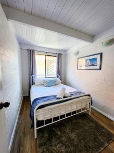 Ocean Breeze Loft Villa With Pool, Tennis Court & Playground!