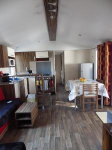 Campings Mobil Home : photos des chambres