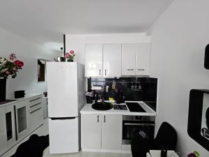 Romantic Sensual Retreat Studio by Flat Mаnager