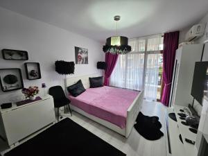 Romantic Sensual Retreat Studio by Flat Mаnager