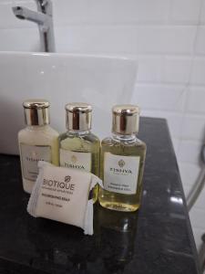 Cozy Scenic Farmhouse Retreat