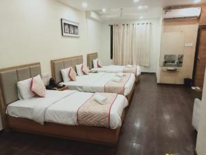 Hotel HEERA EXECUTIVE