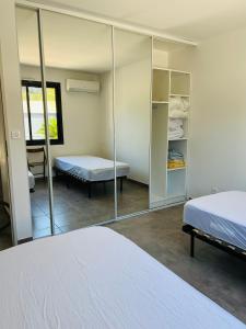 Maisons de vacances Maison 3 chambres proche de la mer : photos des chambres