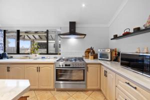 Coastal Retreat with Pool Alfresco & Family Comfo