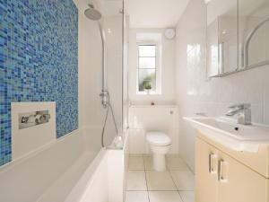 Charming and stylish flat in NW3 Pass the Keys