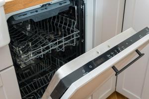 Praga Łochowska Deluxe Apartment by BookingHost