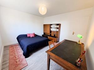 Maisons de vacances Nonni - MAISON FAMILIALE AVEC JARDIN, PROCHE DE LA GARE ET A 10MIN DE LA PLAGE : photos des chambres