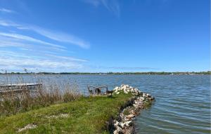 Nice Home In Podamirowo With Lake View