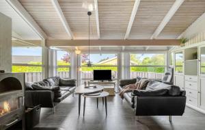 Gorgeous Home In Juelsminde With Sauna