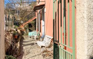 Stunning Apartment In Utelle