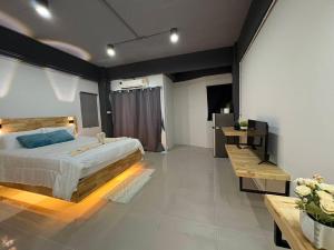 Irich Bang Hua Suae 6kms from BTS Pu-Chao