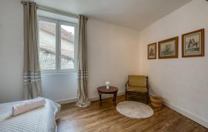 Maisons de vacances Awesome Home In Verteuil-Sur-Charente : photos des chambres