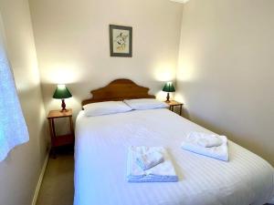 Schoolhouse Cottage - American River