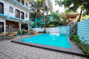 FabHotel Luminous Beach Resort - Nr Morjim Beach