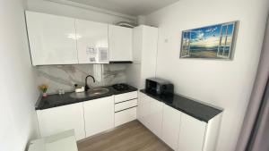 Mamaia Nord Pink Pearl by the Sea