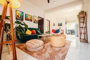 Riverfront 2 Bedroom cozy Apartment by Greenspace