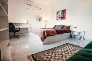 Riverfront 2 Bedroom cozy Apartment by Greenspace