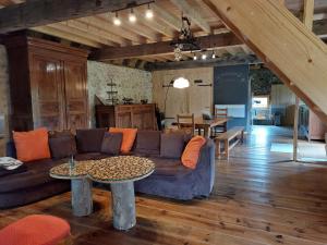 Chalets La Chaumiere aux Biches : photos des chambres