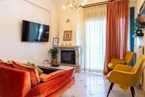 TelMarie Villa with Shared Pool & Garden