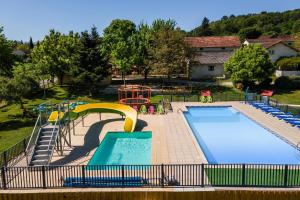 Maisons de vacances Mobilhome avec terrasse 4 personnes : photos des chambres