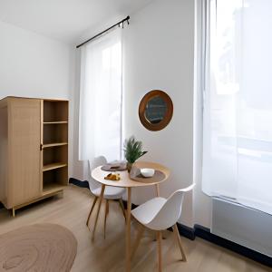 Appartements L’elegant, charmant studio hyper centre Gare 800m : photos des chambres