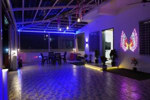 Freinds forever villa