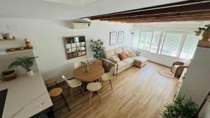 Casa en el centro , con amplia terraza