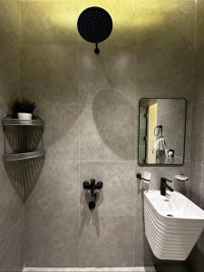 Riyadh Residence -210