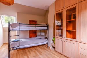 Maisons de vacances Maison au milieu d-un parc arbore : photos des chambres