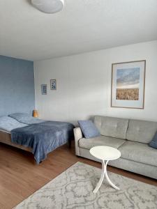 RT asunto, sauna, terassi ja autokatos