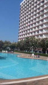 Rimhad Jomtien Condominium S2