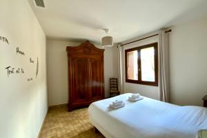 Maisons de vacances Villa Isabelle- Large bright house with courtyard! : photos des chambres