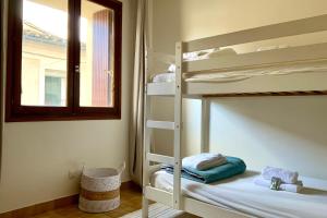 Maisons de vacances Villa Isabelle- Large bright house with courtyard! : photos des chambres
