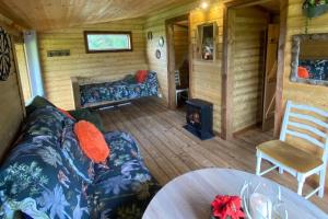 Lakeside Lodge - Castlemartyr - Sleeps 4