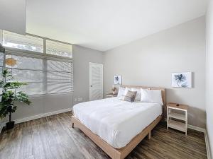 Near River | Pet Friendly | Large Corner Lot